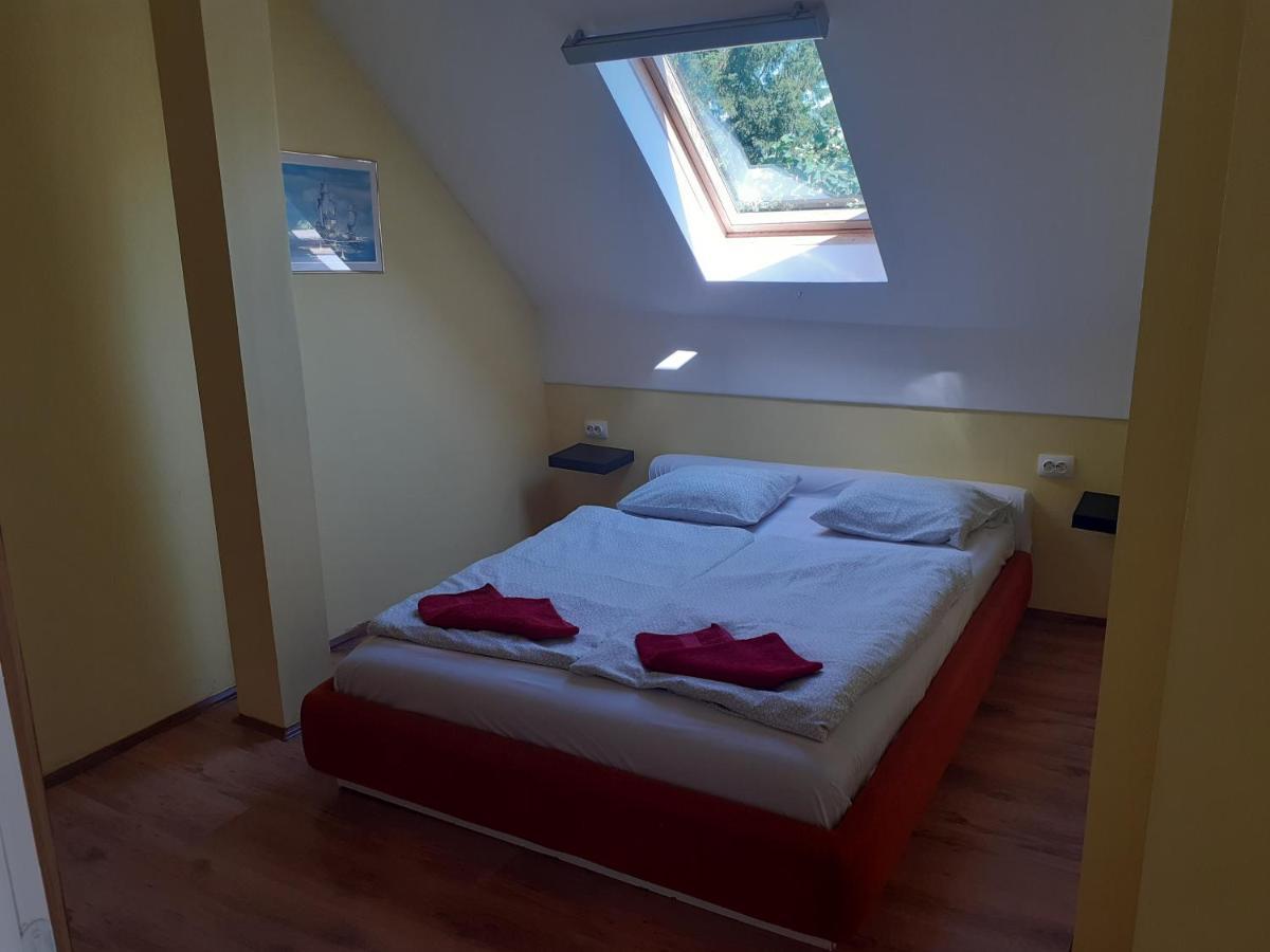 Margaréta Apartman - Balatonlelle Bagian luar foto