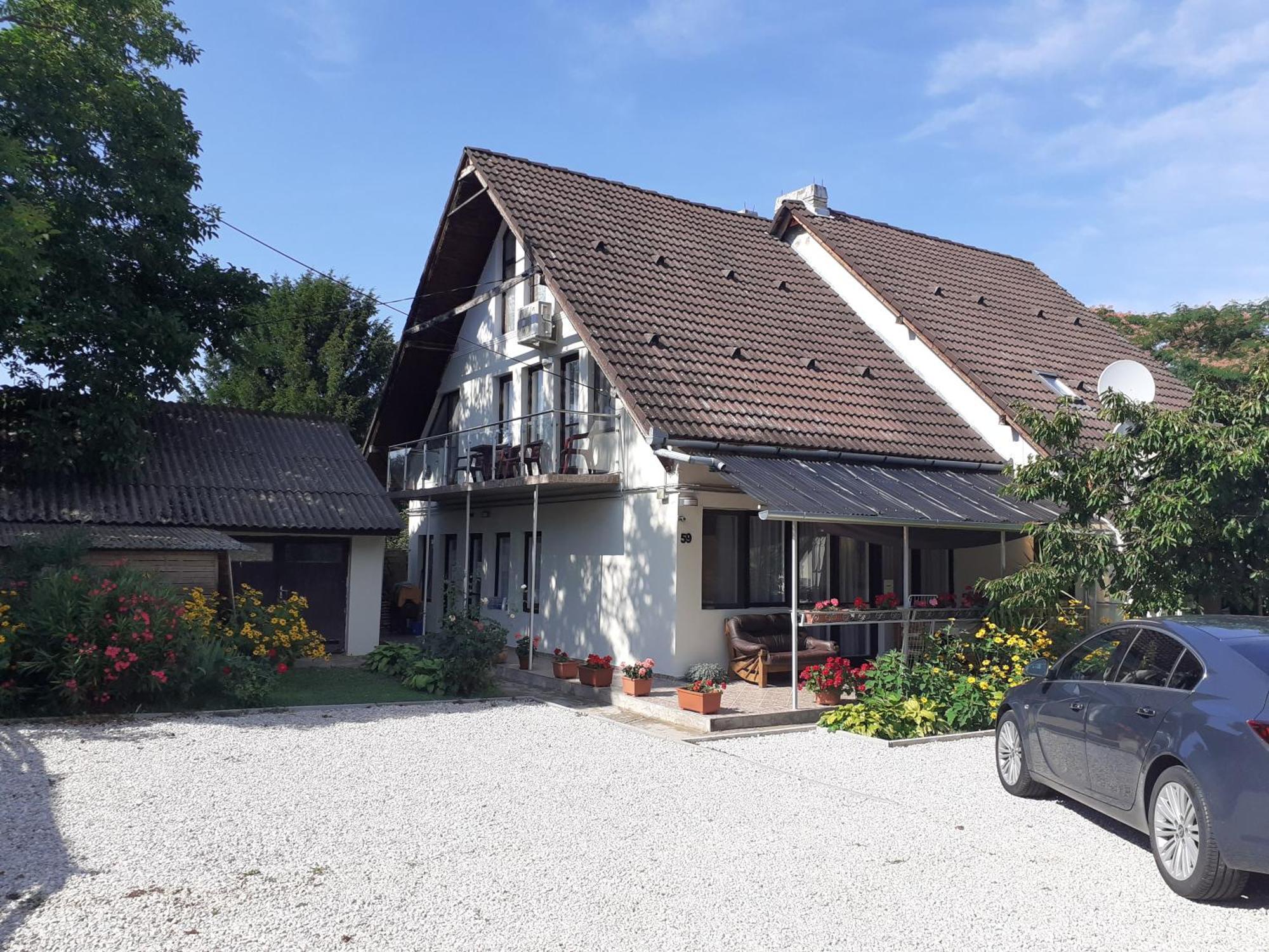 Margaréta Apartman - Balatonlelle Bagian luar foto
