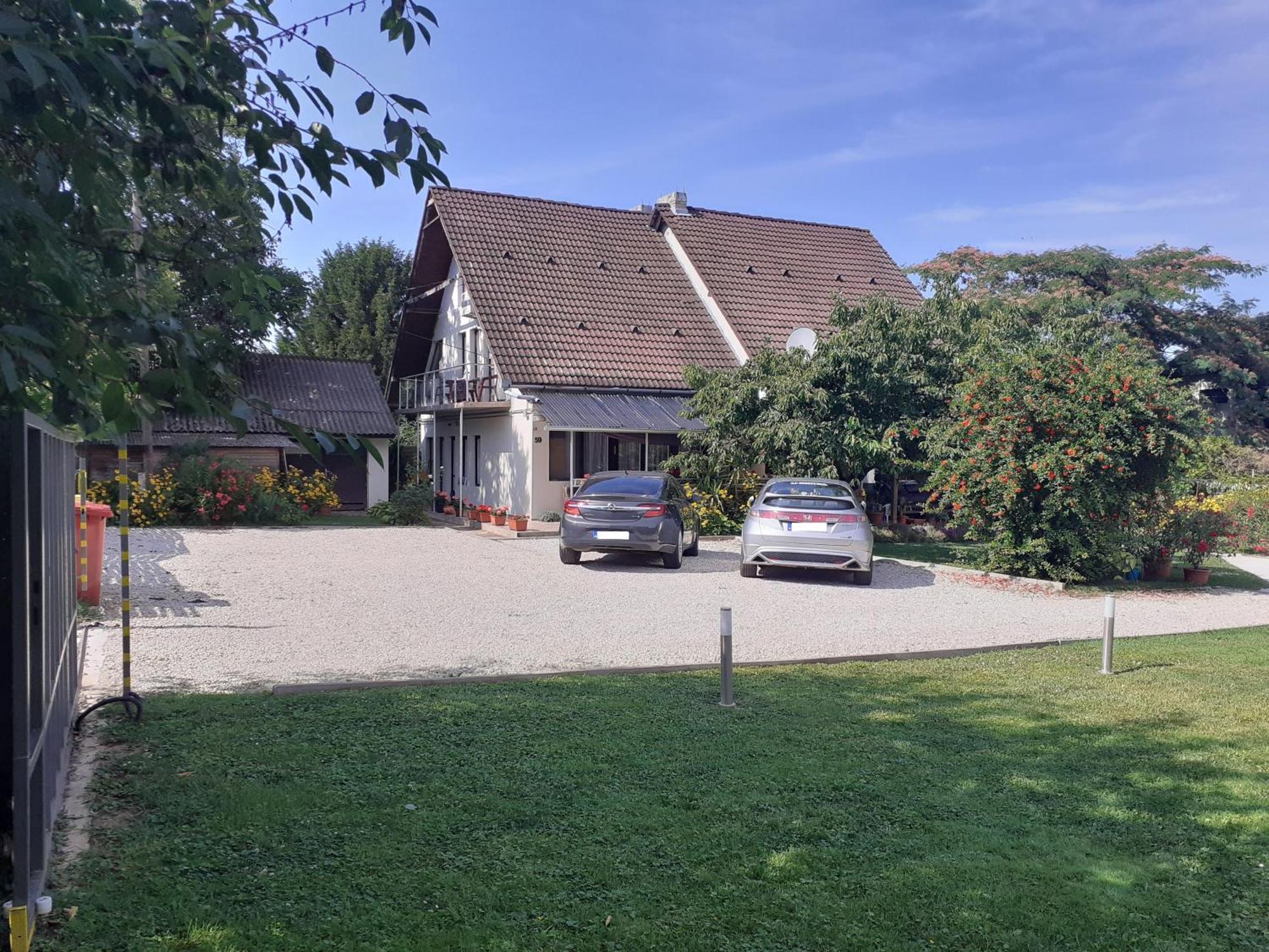 Margaréta Apartman - Balatonlelle Bagian luar foto
