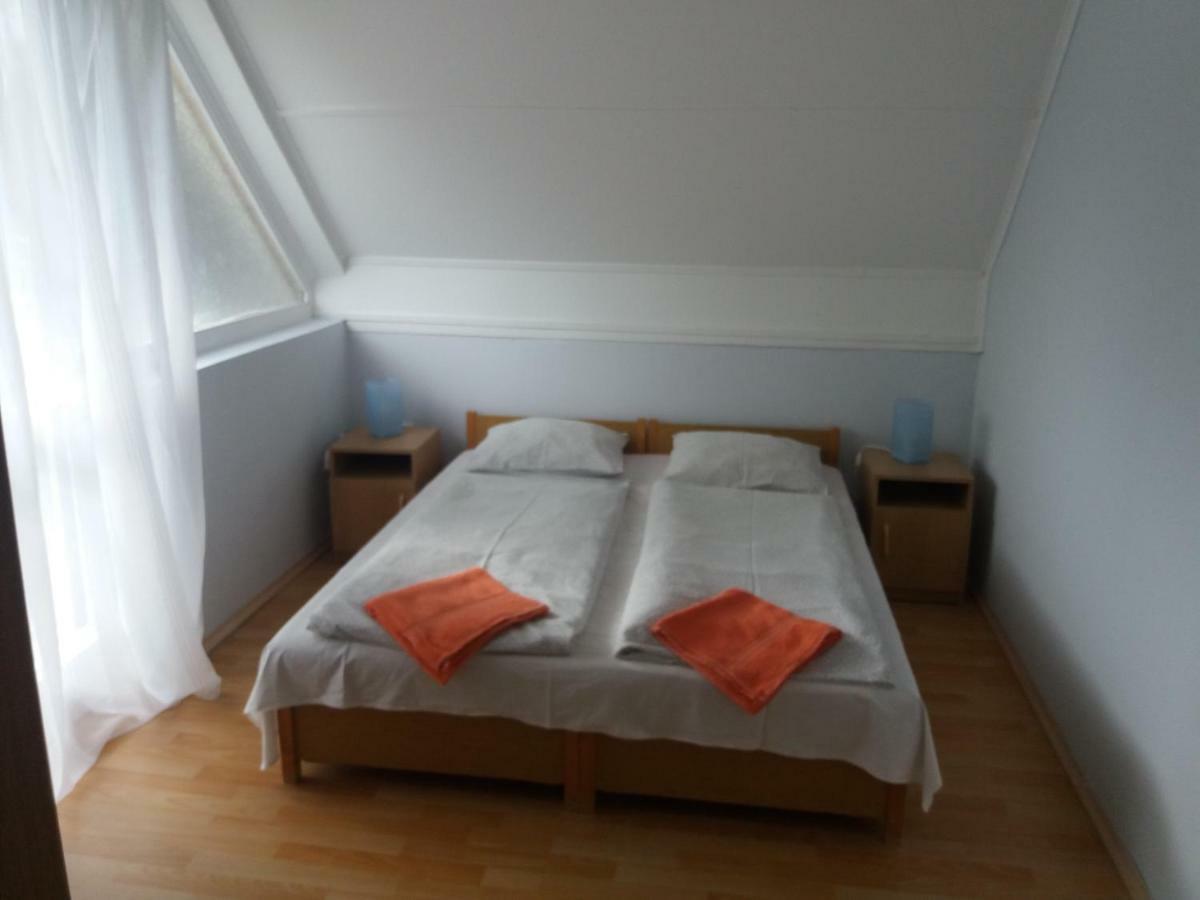 Margaréta Apartman - Balatonlelle Bagian luar foto