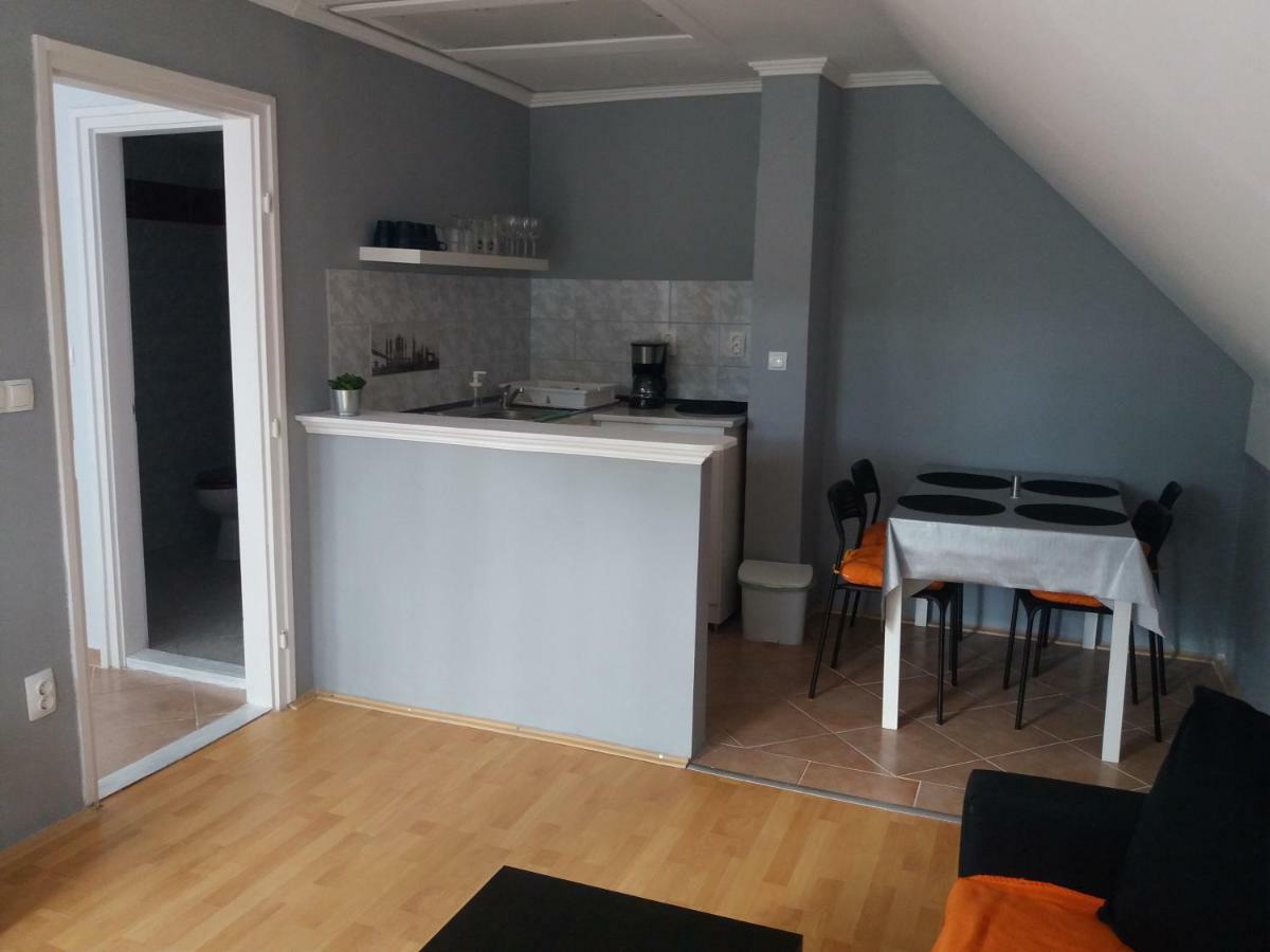 Margaréta Apartman - Balatonlelle Bagian luar foto